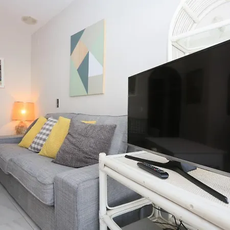 Apartment Apartamento Versalles Cambrils 11067 Family Complex *